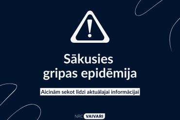 Tumši zila grafika ar baltu brīdinājuma simbolu virs teksta latviešu valodā: Sākusies gripas epidēmija. Aicinām sekot līdzi aktuālajai informācijai. NRC Vaivari logotips apakšā. Stūrus rotā abstraktas izliektas līnijas.